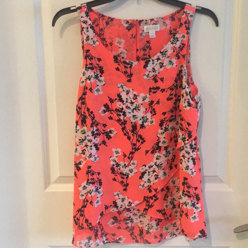 Neon tank